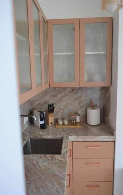 Luxury Apartment With A Balcony And View In Riga Old Town Exterior foto